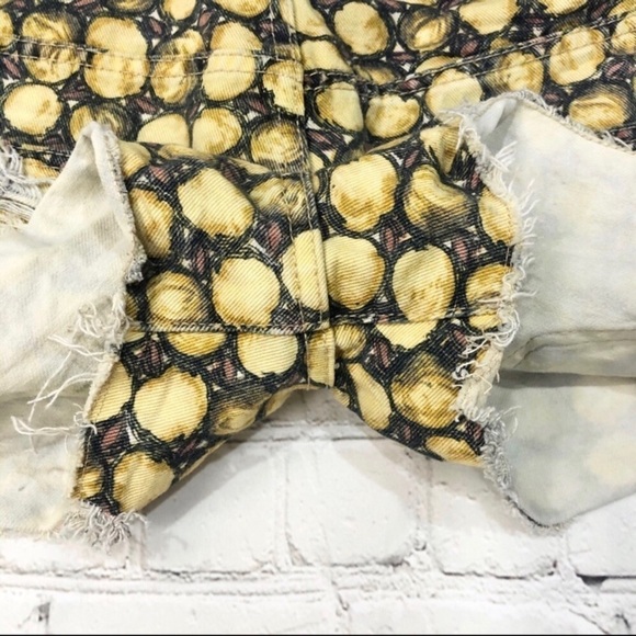 Animale Denim Cut Off Shorts Distressed Yellow Circle Lemon Pattern Size 42 - Picture 5 of 10
